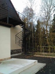 Svařované schodiště 2 kovovìroba