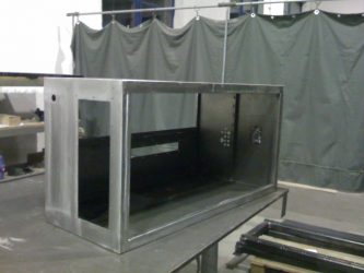 plechová skříň, svařování